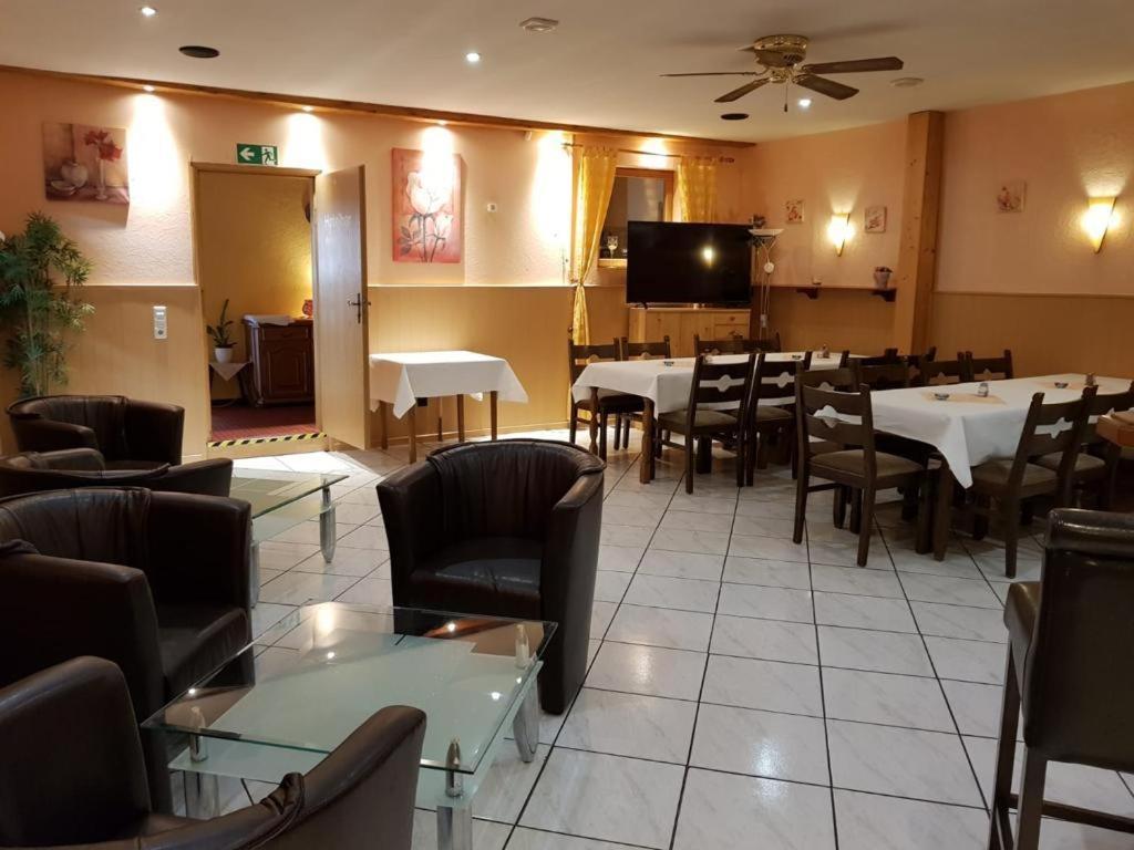 Hotel-Restaurant Christine Lubz Екстер'єр фото