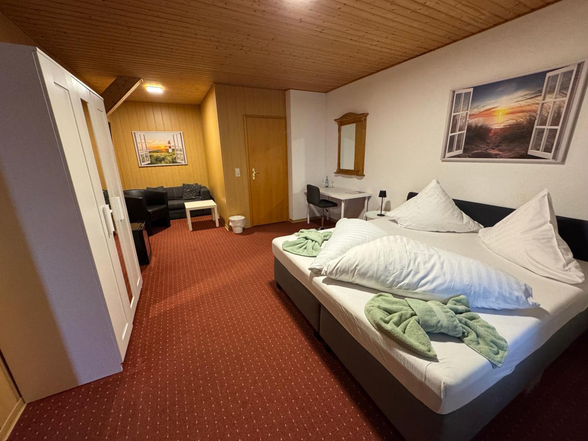 Hotel-Restaurant Christine Lubz Екстер'єр фото
