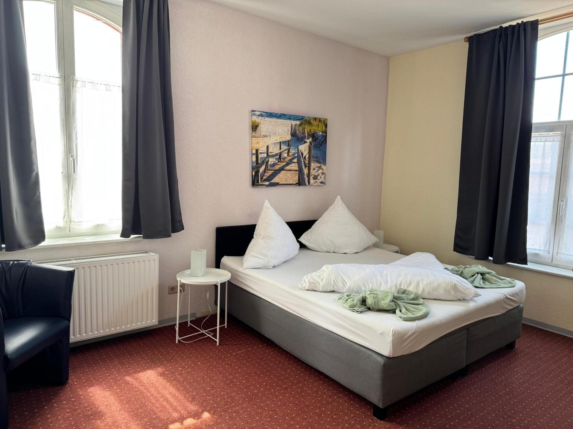 Hotel-Restaurant Christine Lubz Екстер'єр фото