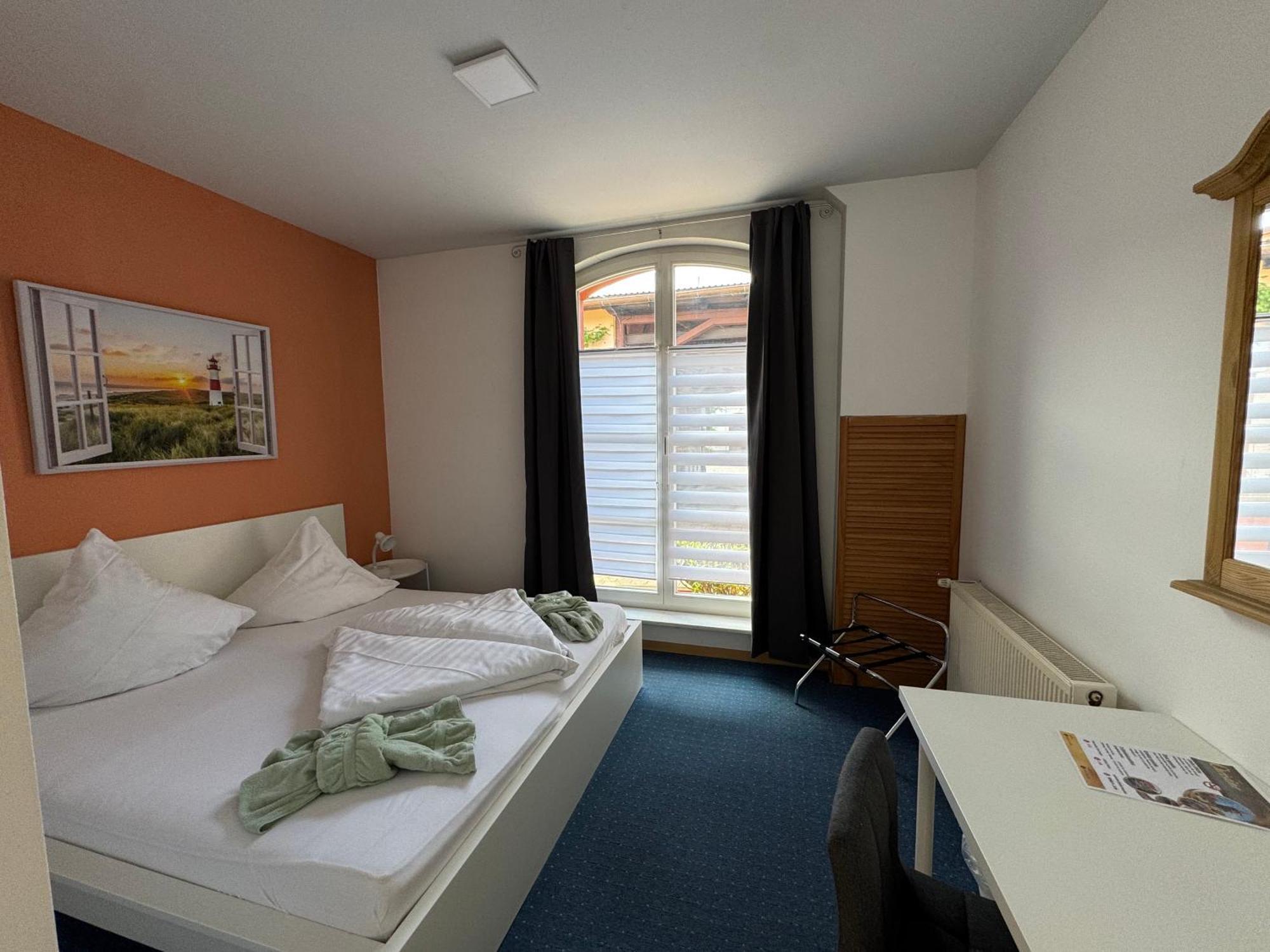 Hotel-Restaurant Christine Lubz Екстер'єр фото