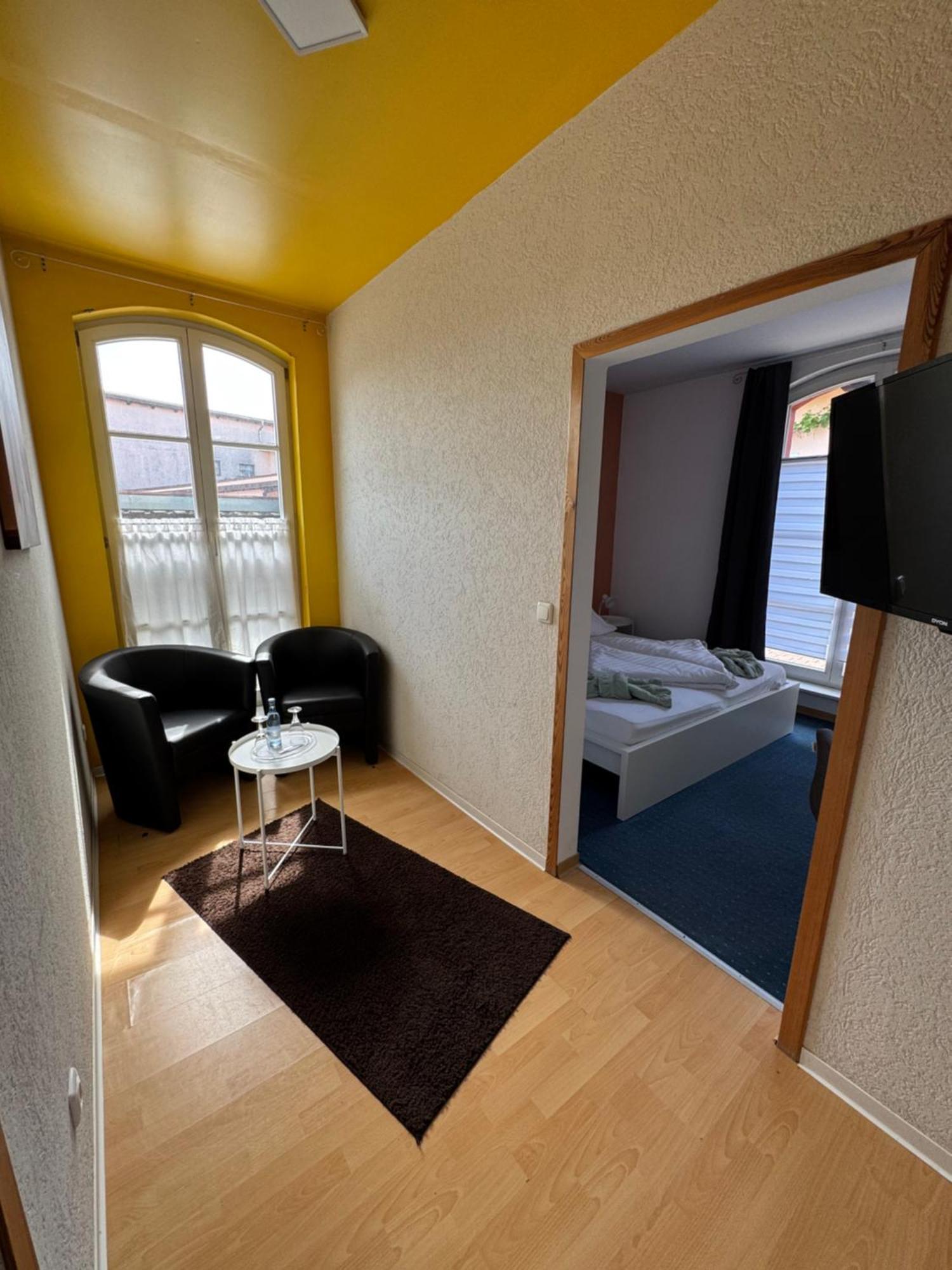Hotel-Restaurant Christine Lubz Екстер'єр фото