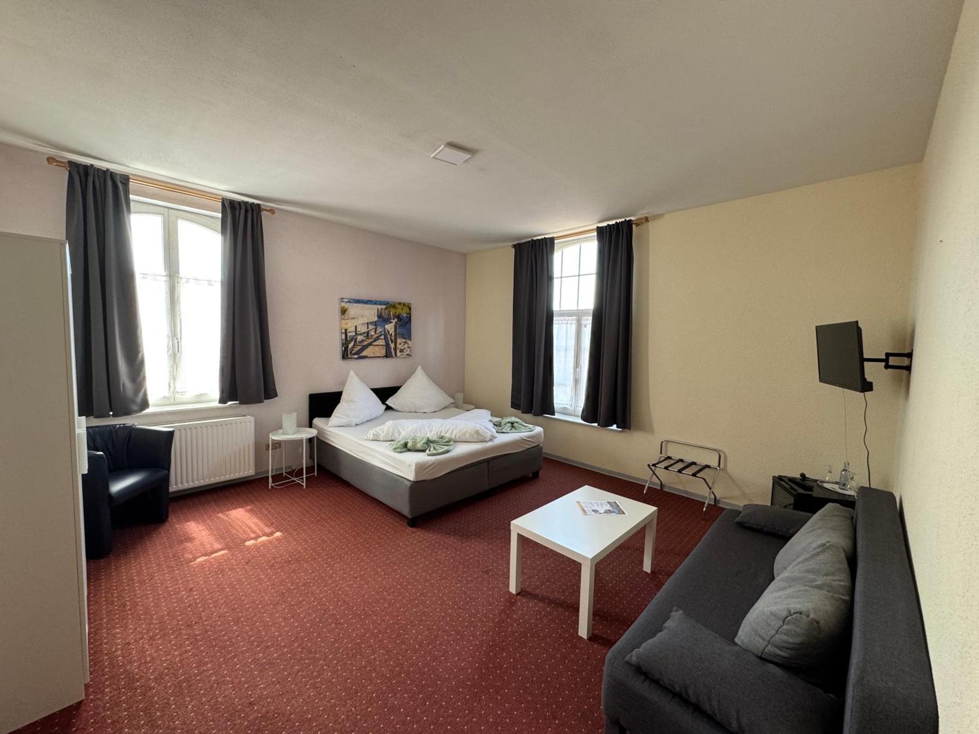 Hotel-Restaurant Christine Lubz Екстер'єр фото
