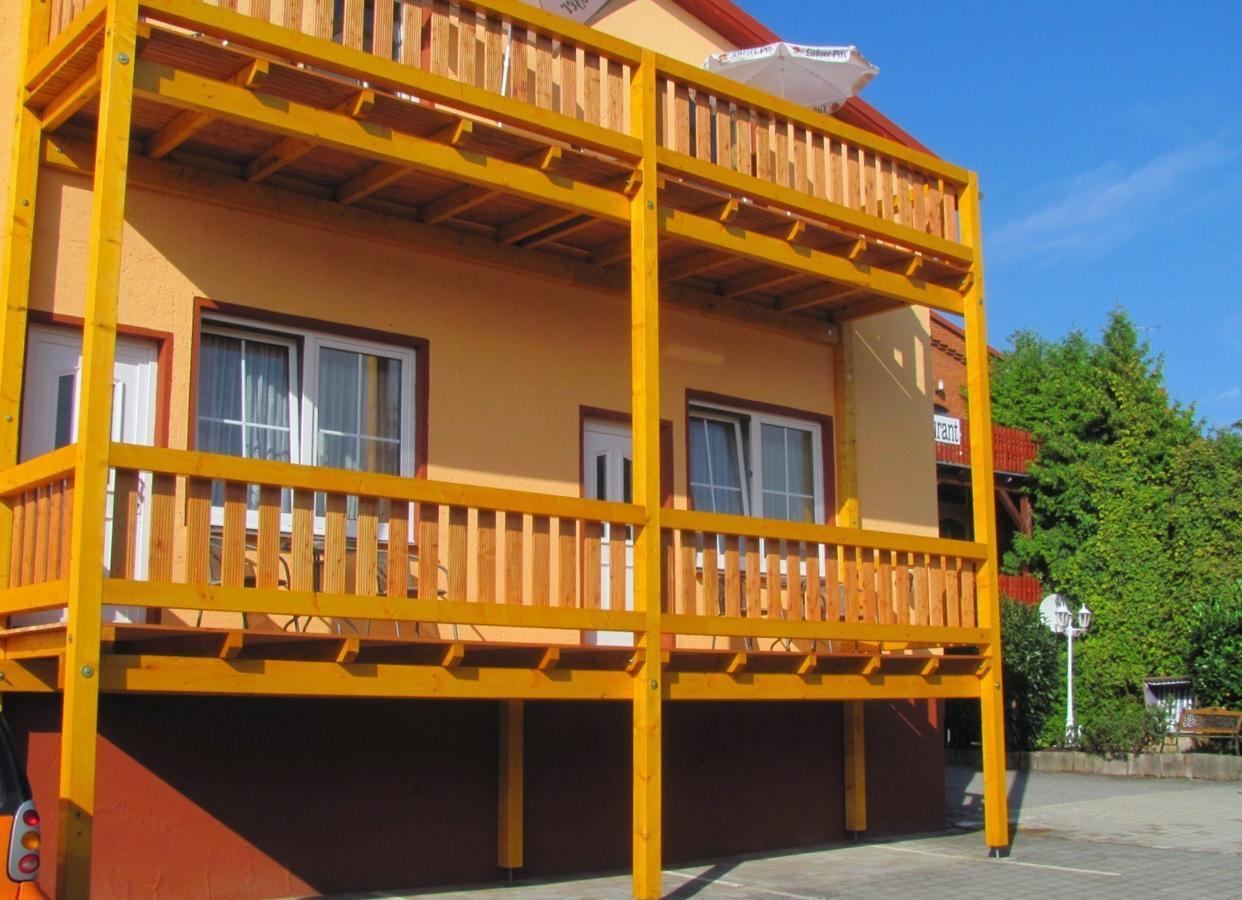 Hotel-Restaurant Christine Lubz Екстер'єр фото