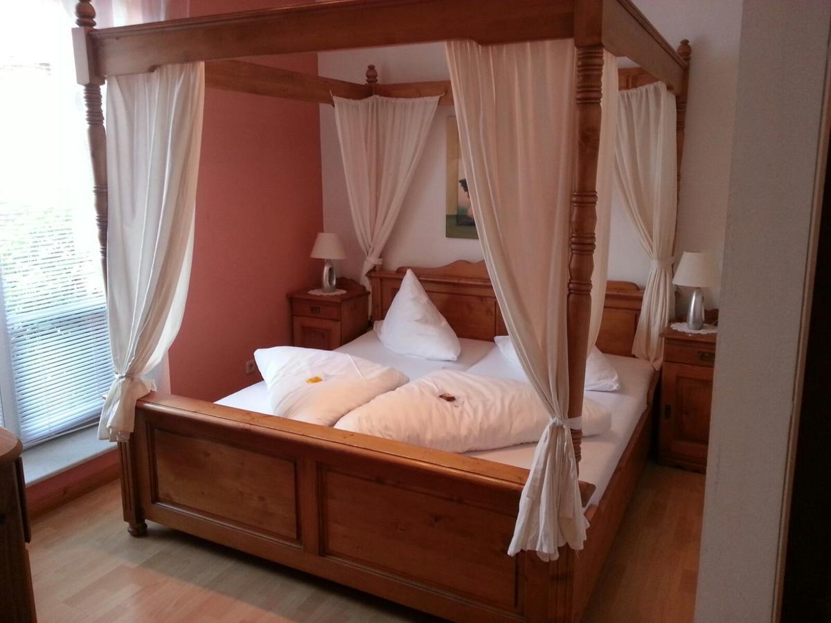 Hotel-Restaurant Christine Lubz Екстер'єр фото